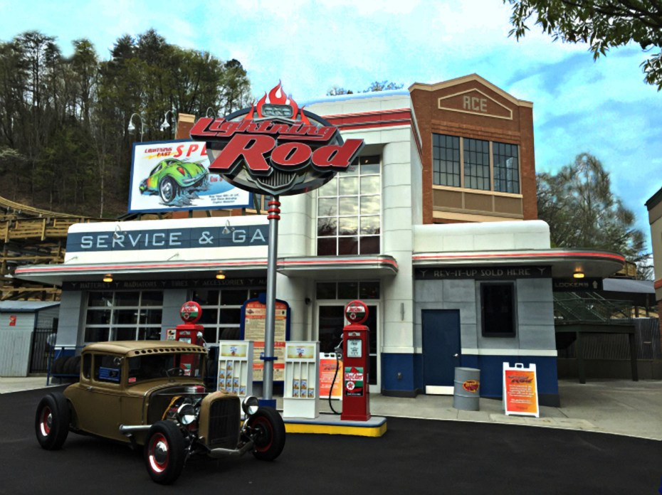 Lightning-Rod-Dollywood-Garage