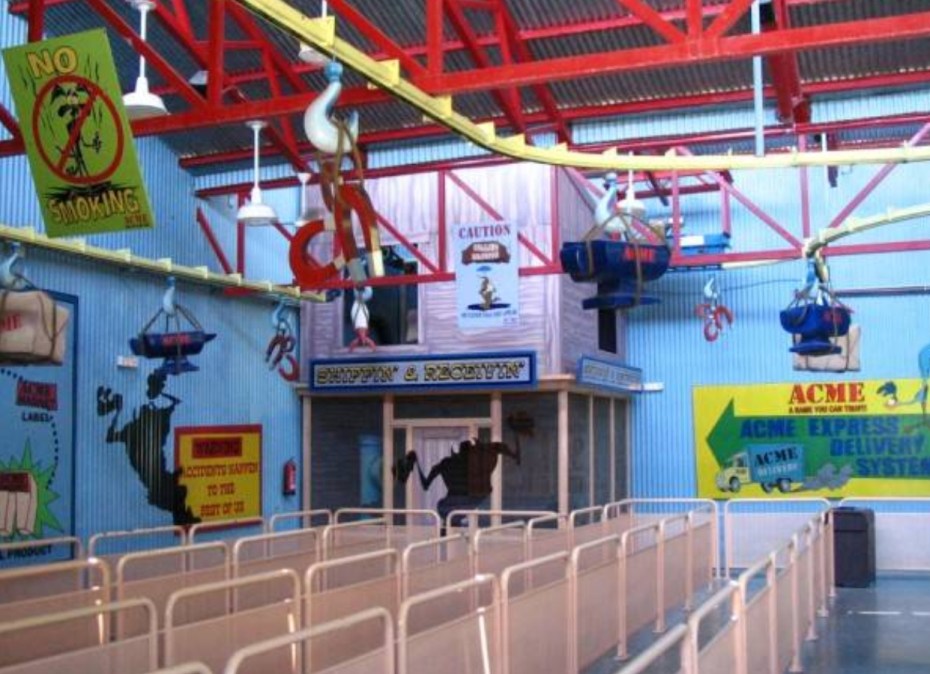 Raft Ride - Interior Queue